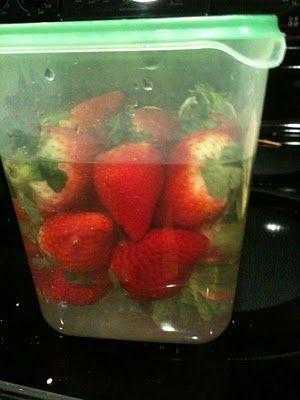 Hochzeit - How To Make Vodka Soaked Strawberries