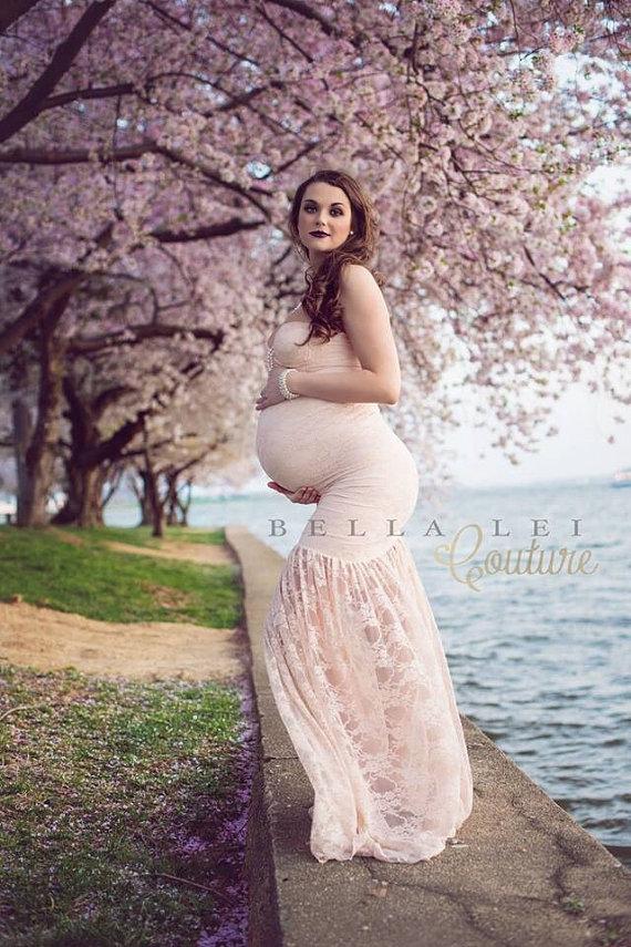 Mariage - Marilyn Gown (tm) / Maternity Gown / Fitted Lace maternity Gown /  Maxi Dress / Bridesmaid dress / Senior photo shoot