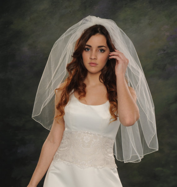 Свадьба - One Layer Bridal Veil Elbow Length 42 Ivory Head Piece 1 Tier Wedding Veils White Hair Comb Tulle Illusion 72 Wide