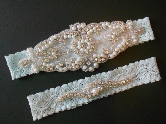 Mariage - Wedding Garter Set Stretch Lace 4 Colors  Bridal Garter Set With Classic Pearls and  Rhinestones Bridal Garter Set.