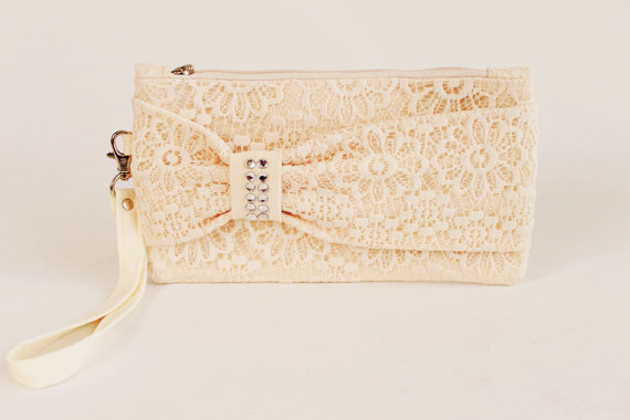 زفاف - PROMOTIONAL SALE -Champagne  Bow wristelt  lace clutch,bridesmaid gift ,wedding gift ,make up bag,zipper pouch,cosmetic bag