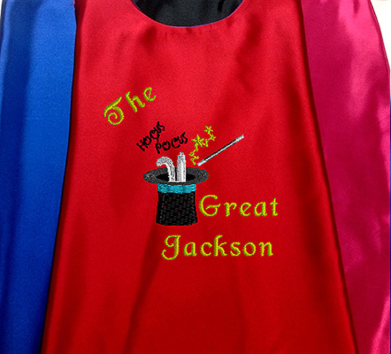 زفاف - Kid's Cape,  The Great Magician Cape with your child's Name  Embroidered Personalized Superhero cape