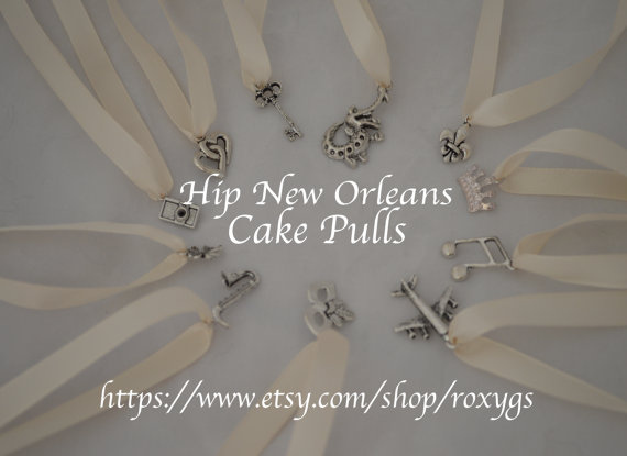 Mariage - 12 New Orleans Cake Pulls charms LONG ribbons, or, shorter, fast  response time YOU choose ribbon color and length bridesmaids game shower