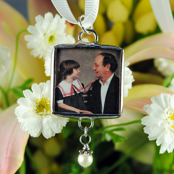 Hochzeit - Wedding Bouquet Charm with Swarovski Pearl Memorial Photo Pendant