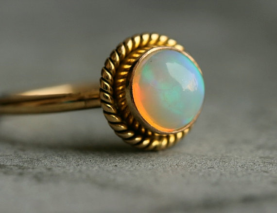 زفاف - 18K Gold Opal ring - Natural Opal Ring - Engagement ring - Artisan ring - October birthstone - Bezel ring - Gift for her