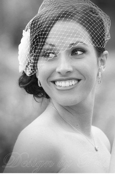 Hochzeit - Bridal Bandeau Style Veil in your Color Preferences