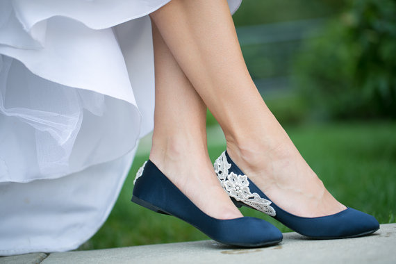 Hochzeit - Wedding Flats - Navy Blue Bridal Ballet Flats/Wedding Shoes, Navy Flats with Ivory Lace Applique. US Size 7
