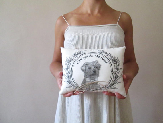 زفاف - ring pillow alternative personalized ring bearer dog portrait hand painted pet wedding ring pillow ivory white