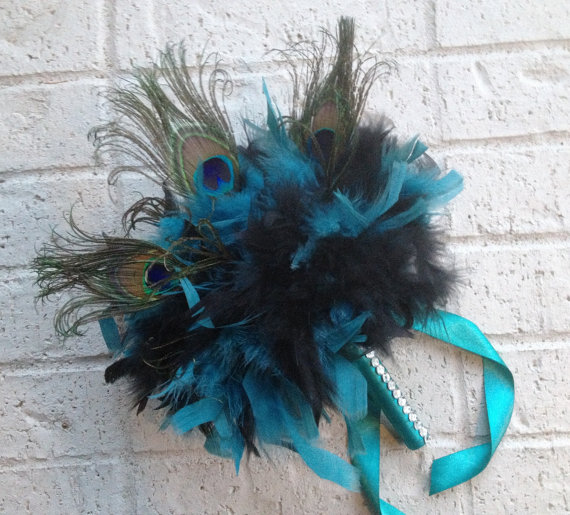 زفاف - Peacock Feather Wedding Bouquet - Black and Teal Blue Turquoise - Toss or Bridesmaids Bouquets Crystal Feathers Custom Colors