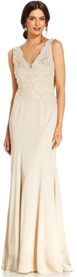 Mariage - Vera Wang Sleeveless Lace Cowl-Back Gown
