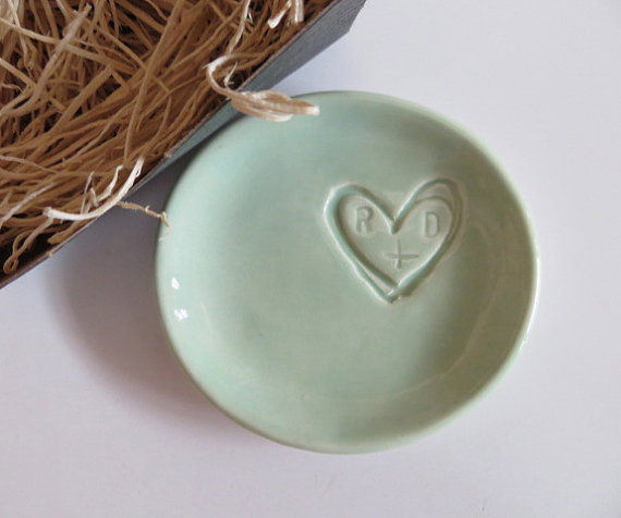 Свадьба - ring holder, ring dish,  engagement gift, wedding monogram initial tray,  Mint Green,  Gift Boxed, Made to Order