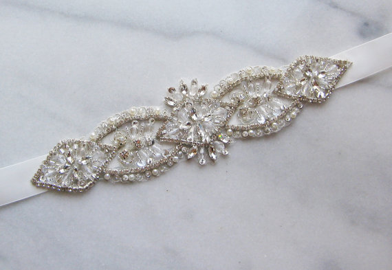 زفاف - Light Ivory Crystal & Pearl Sash, Off-White Wedding Belt, Rhinestone Bridal Sash, Skinny Bridal Sash - LAYLA