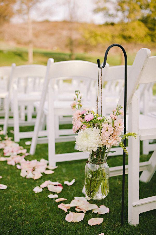 Mariage - Pink And Ivory Vintage Barn Wedding