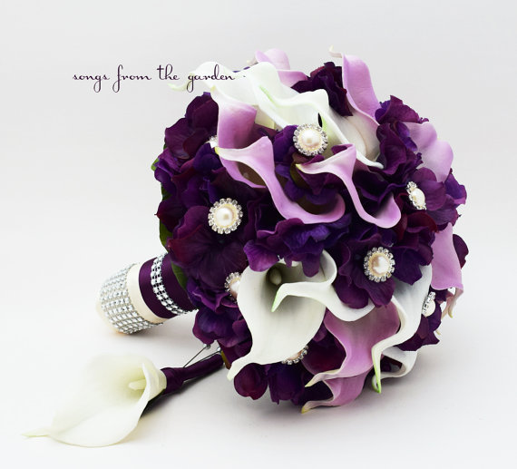 Hochzeit - Purple & Lavender Real Touch Calla Lily Wedding Bouquet Real Touch Lavender White Calla Lilies Purple Hydrangea Rhinestone Pearl Accents