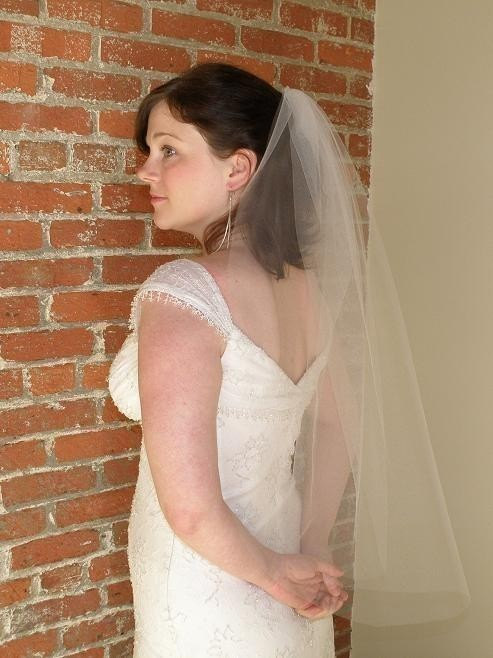 زفاف - Wedding veil - Barely There - The Illusion Veil - 30 inch veil with plain cut edge