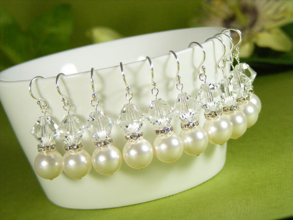 Wedding - Crystal and pearl bridesmaids earings, pearl bridesmaid jewelry,bridal party jewelry, bridesmaid gift, wedding party earring. HELEN Set of 4