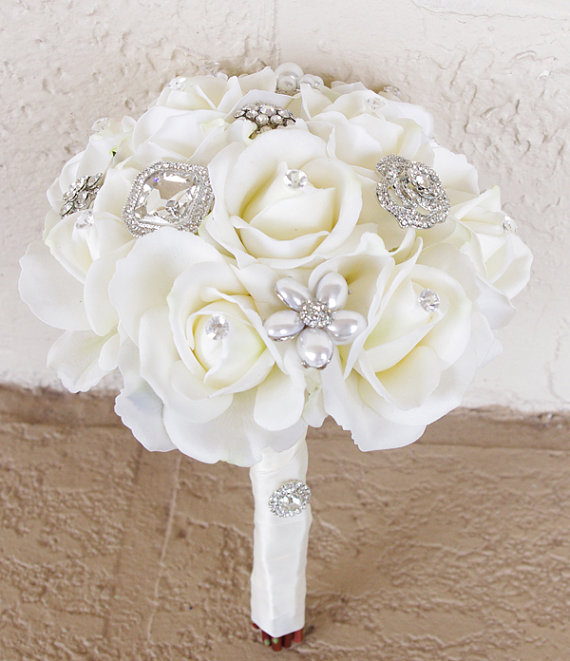 زفاف - Silk Brooch Wedding Bouquet - Natural Touch Roses and Flower Brooch Jewel 8" Bride Bouquet - Rhinestones