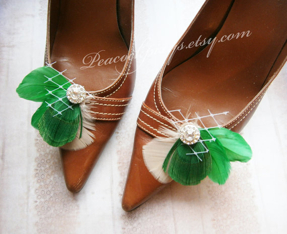 Wedding - Emerald Feather Shoe Clips, Green, St. Patrick's Day, Peacock, Bridal clips, Wedding Shoe Accessory, Peacock - EMERALD LOVE Shoe Clips