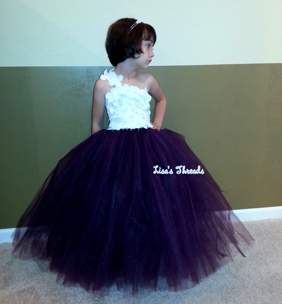 Hochzeit - Plum flower girl dress/ Junior bridesmaids dress/ Flower girl pixie tutu dress/ Rhinestone tulle dress