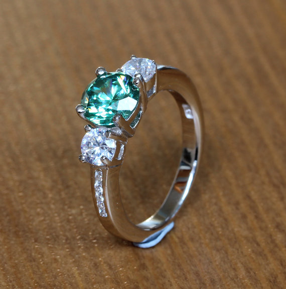 زفاف - Natural colour changing Topaz and white sapphire Solid Sterling silver Trilogy ring - engagement ring - wedding ring