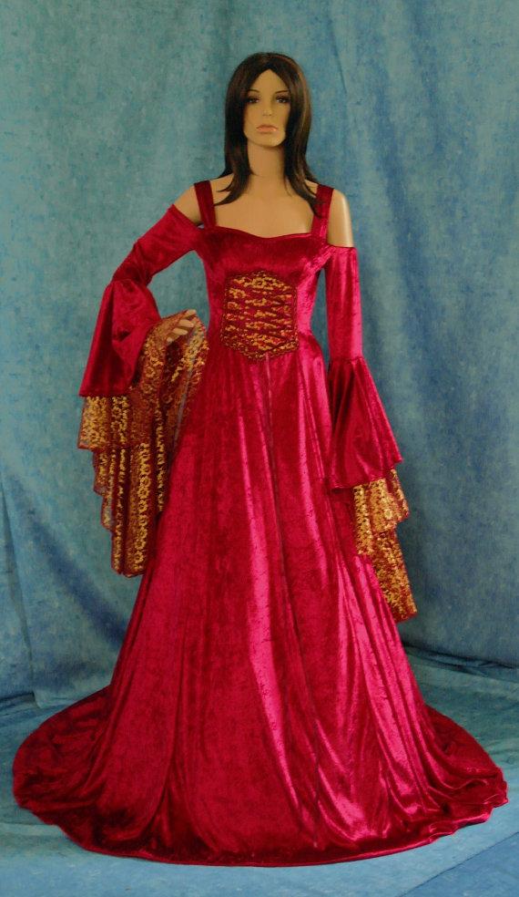 Mariage - Renaissance medieval handfasting  wedding dress custom made