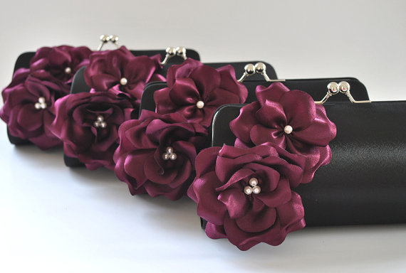 Свадьба - Set of 9  Bridesmaid clutches / Wedding clutches  - Custom Color - EXPRESS SHIPPING