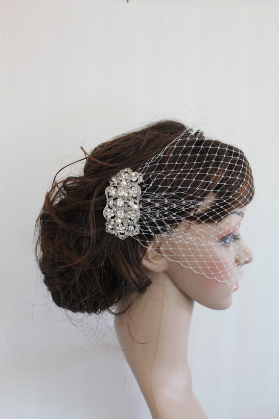 Hochzeit - wedding fascinator,bridal Swarovski Pearls Comb,Wedding comb,bridal headpieces,rhinestone bridal Hair comb,Bridal birdcage veil, bridal comb