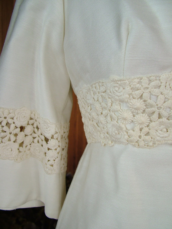 Hochzeit - 1960s vintage Linen Wedding dress classic chic sixties style