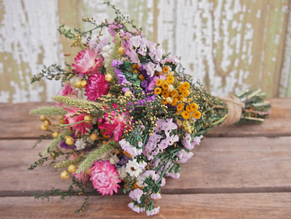 زفاف - Our FIELD FLOWER Bridesmaid Dried Flower Bouquet - For a Rustic Country Wedding