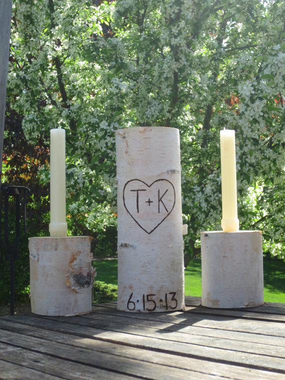 Свадьба - Birch Unity Candle Personalized  with  Birch Candle Holders Rustic Wedding  Table Engraved with Wedding Date