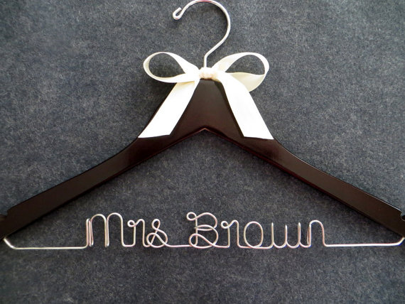Hochzeit - Personalized Hanger -  Wedding Hanger with Bow
