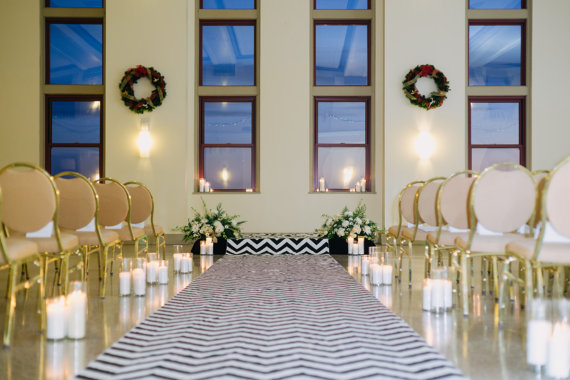 Mariage - SALE, Xtra Long Chevron Wedding AISLE RUNNER, 54" wide by 70 ft. long, Ships Immediately