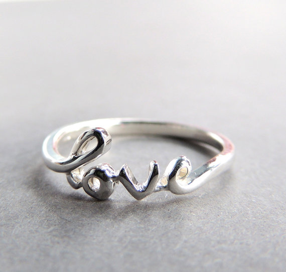 Mariage - Sterling Silver Love Ring, Silver Jewelry, Silver Rings, Love Ring, Love Jewelry, Cursive Love Ring, Cursive Jewelry, Bridesmaid gifts.