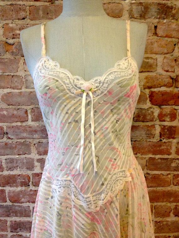 Mariage - Size Petite - CHRISTIAN DIOR Vintage Nightgown Union Made Label - Tea Length Nightgown - Couture Lingerie - Romantic Wedding Night