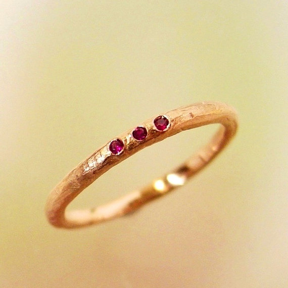 زفاف - Rose Gold Ruby Wedding Band, Stacking Ring, Wedding Ring, Engagement Ring, Thin Band, Three Stone Ring, Womens Wedding Ring, Made to order