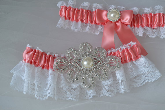 Свадьба - Wedding Garter, Coral Garters with White Raschel Lace and Crystal Rhinestone Applique, Bridal Garter Set, Garter Belts, Heirloom Garters