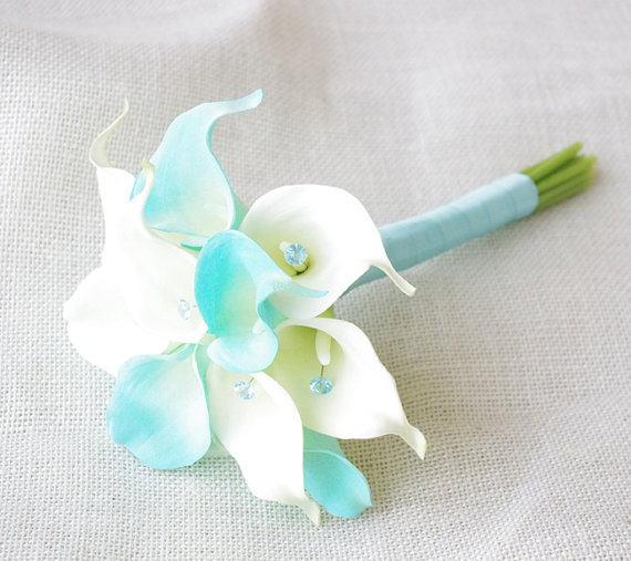 زفاف - Silk Flower Wedding Bouquet - Medium Tiffany Blue or Aruba Calla Lilies Natural Touch with Crystals Silk Bridal Bouquet