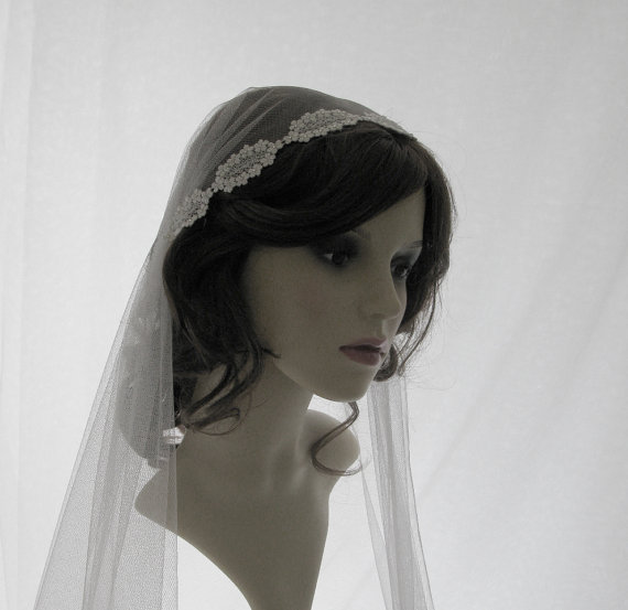 Hochzeit - Couture bridal cap veil -1920s wedding  veil - Lady Madeleine