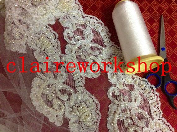 Mariage - High quality Princess Bride pearl lace wedding veils mantilla bridal veil fingertip church floor length custom length design in handmade