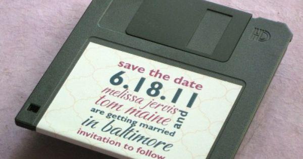 Свадьба - Nerdy Save The Dates To Get Your Geeky Wedding Started Off Right!