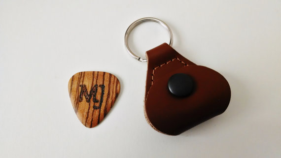 Wedding - Personalized Guitar Pick with Case, Custom Wood Guitar Pick, Personalized pick case, Guitar pick case,Music Gift,Gift for Him,Groomsmen Gift