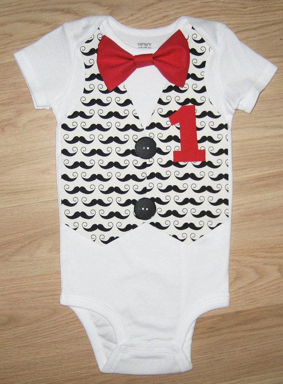 Mariage - Mustache shirt Mustache bodysuit Mustache tie Mustache vest Toddler shirt Baby bodysuit Boys outfit Infant outfit Little man birthday outfit