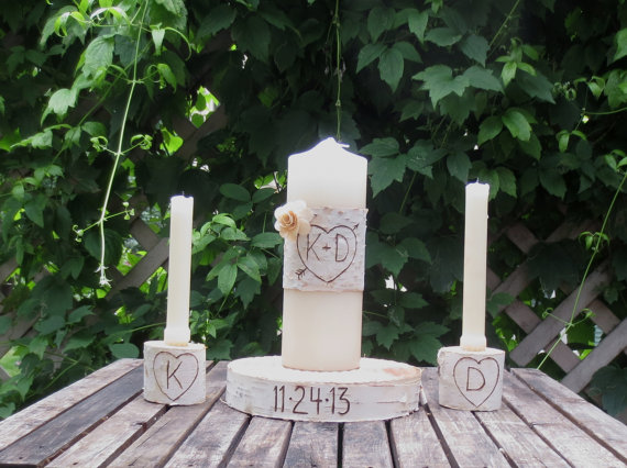 Свадьба - Personalized Birch Unity Candle 6 Piece  Set with Wedding Date Birch Slice Centerpiece  Birch Flower Unique  Wedding Cottage Chic Rustic