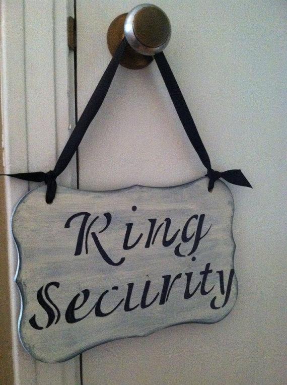 زفاف - SHABBY CHIC Wooden Ring Bearer Sign, Ring Security Sign, Wedding Signs