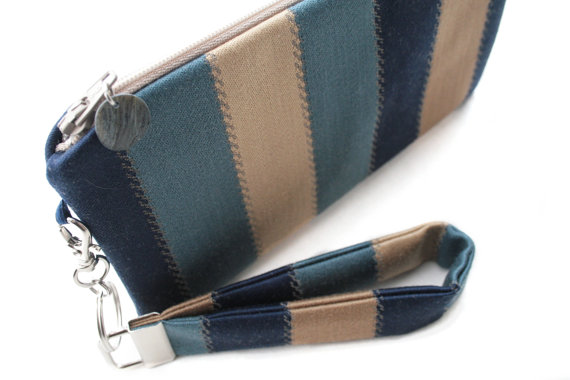 Hochzeit - Navy blue clutch - small purse for wedding - winter wristlet for women - striped recycled wool fabric bridesmaid clutch - zipper evening bag