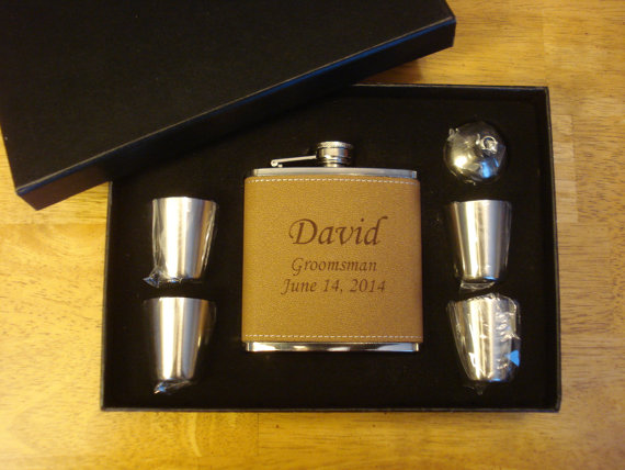 Wedding - 7 Personalized Leather-Wrapped Flask Gift Sets  -  Great gifts for Best Man, Groomsmen, Father of the Groom, Father of the Bride