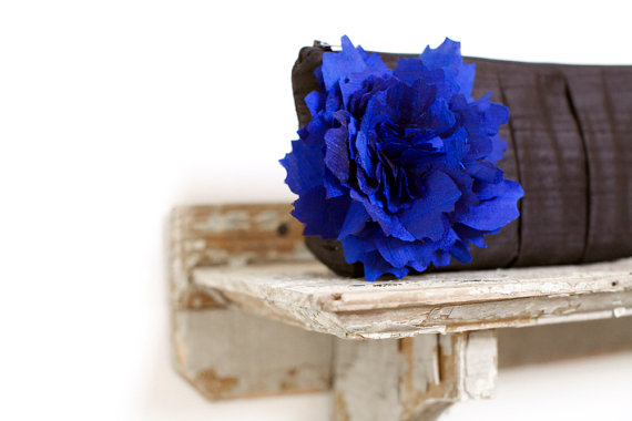 Hochzeit - Cobalt blue wedding clutch, Bridesmaids gift idea, Silk bridal purse,  Personalized wedding gifts, Bridesmaid clutches, Wedding clutches
