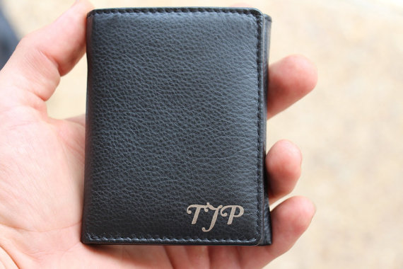 زفاف - Personalized Wallet, Tri-Fold Men's Leather Laser Engraved Wallet, Groomsmen Gift, Monogram Wallet, Gift for Men, Custom Wallets man Gift