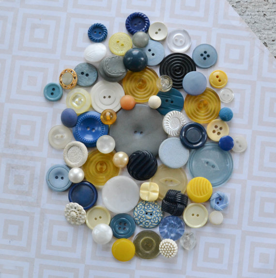 Hochzeit - Vintage Button Lot - Blue, Yellow and Cream Collection - Mix 781
