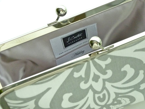 زفاف - Custom Fabric Label (Add a monogram, name, special message or wedding date to personalize any clutch)